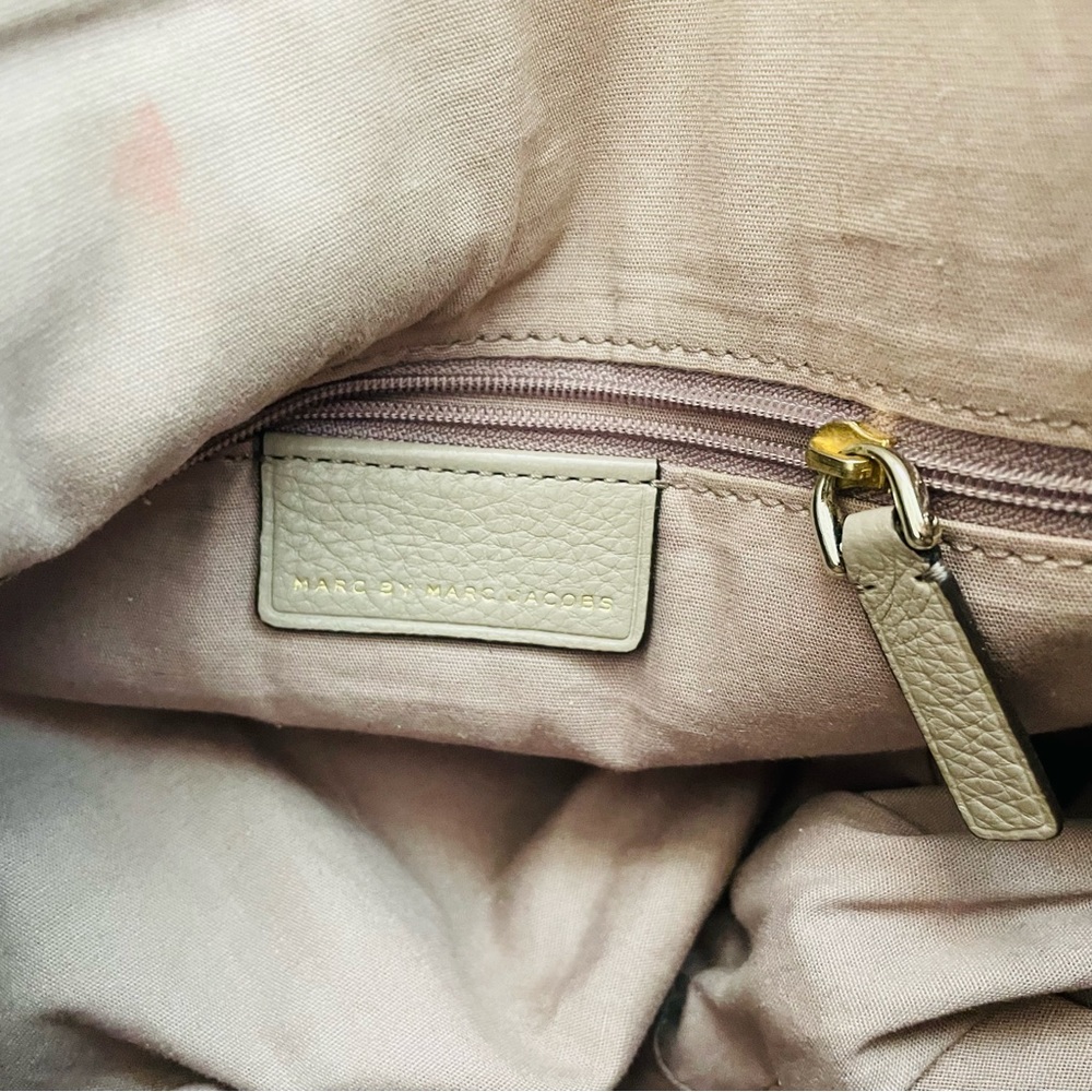 MARC by Marc Jacobs Classic Q Karlie Shoulder Bag - Picture 10 of 14